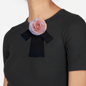 Tees with Flower Large Modern bow brooch