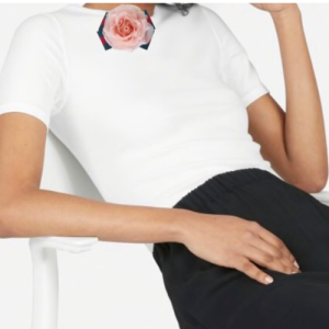 Tees with flower, ruffle bow brooch