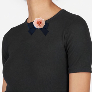 Tees with Flower, Classic bow Brooch & FLOWER